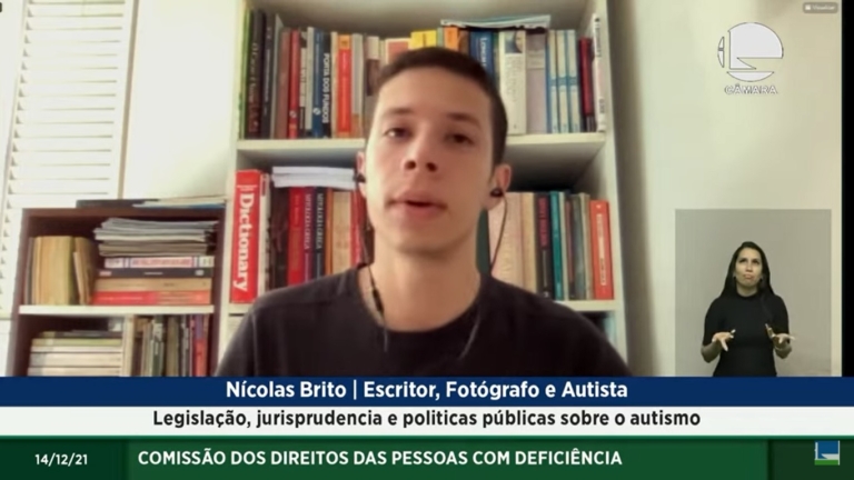 'Não fiquem comparando as pessoas com autismo porque cada autista é único', diz Nicolas Brito — Canal Autismo / Revista Autismo