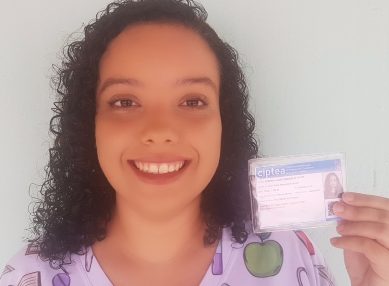 Carteira de identificação começa a ser emitida para autistas de Minas Gerais — Canal Autismo / Revista Autismo