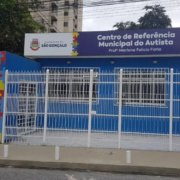 Prefeitura de São Gonçalo inaugura centro de referência em autismo — Canal Autismo / Revista Autismo