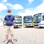 Busólogo, jovem autista pesquisa história de linhas de ônibus do Pará — Canal Autismo / Revista Autismo