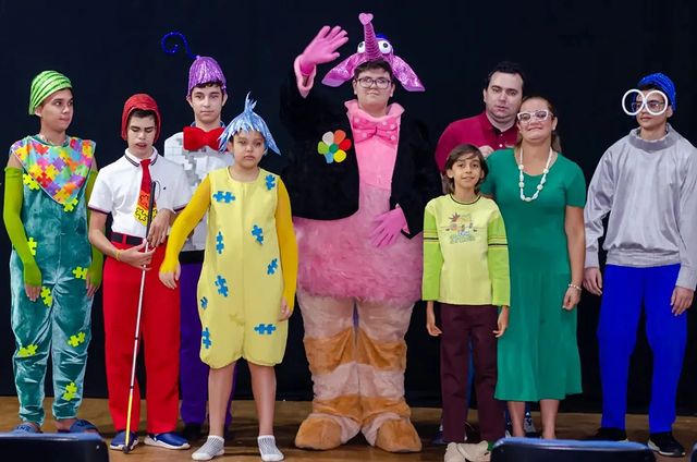 Autistas apresentam musical em teatro de Goiânia — Canal Autismo / Revista Autismo