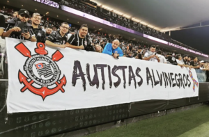 Corinthians tem primeira torcida só de autistas: os 'Autistas Alvinegros' — Canal Autismo / Revista Autismo