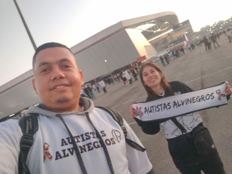 Corinthians tem primeira torcida de autistas do Brasil: os 'Autistas Alvinegros'