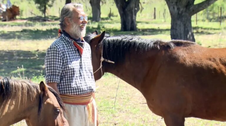 Globo Rural mostra autista argentino encantador de cavalos — Canal Autismo / Revista Autismo