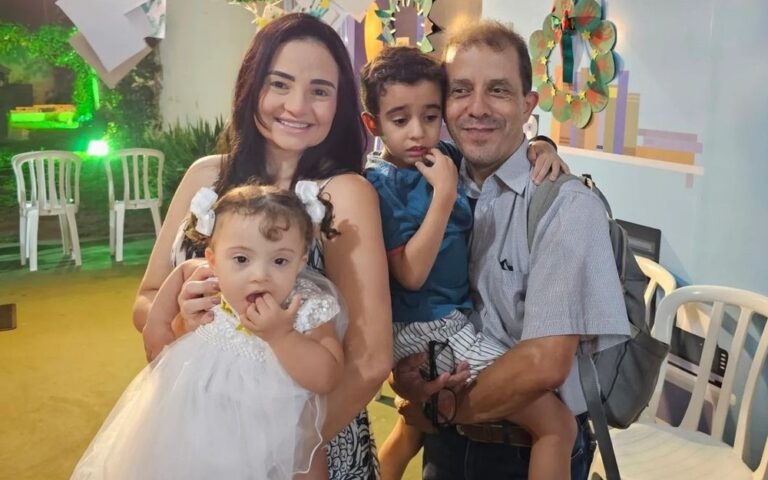 'Sou uma mãe atípica que já passou por tudo', diz mãe de autista e down — Canal Autismo / Revista Autismo