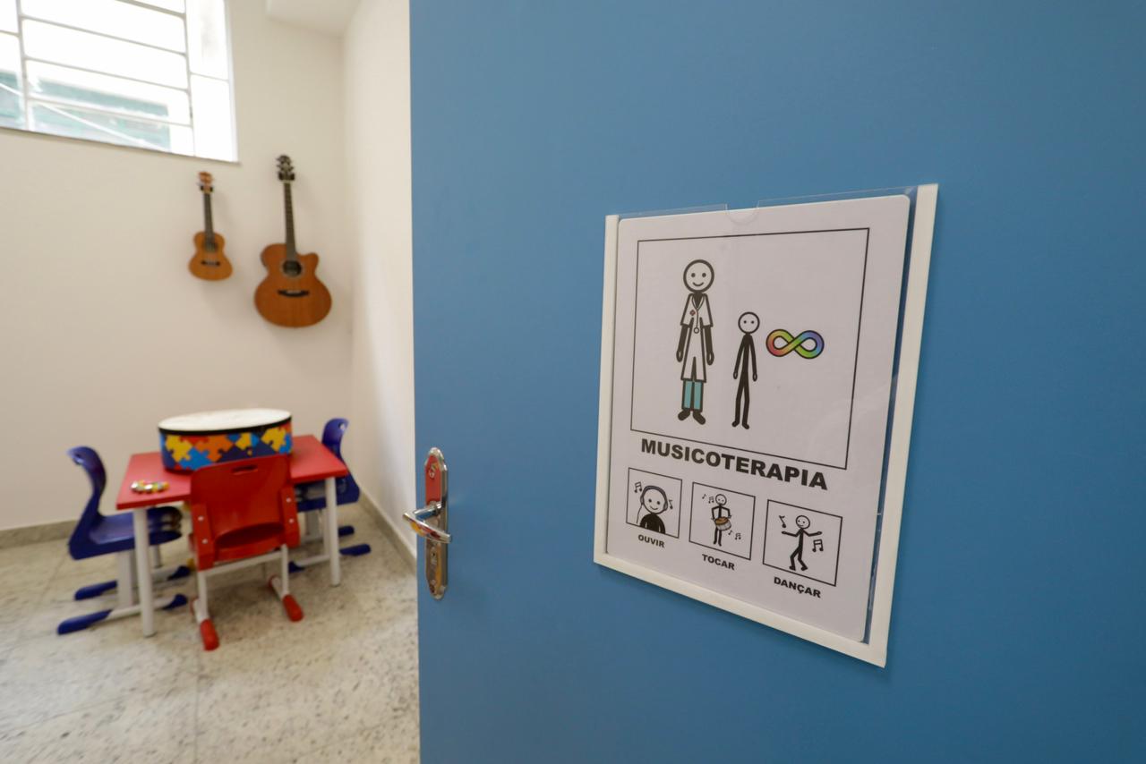 Prefeitura do Rio de Janeiro inaugura centro de referência em autismo — Canal Autismo / Revista Autismo