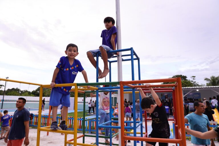 Centro de lazer adaptado para autistas é lançado em Parintins — Canal Autismo / Revista Autismo