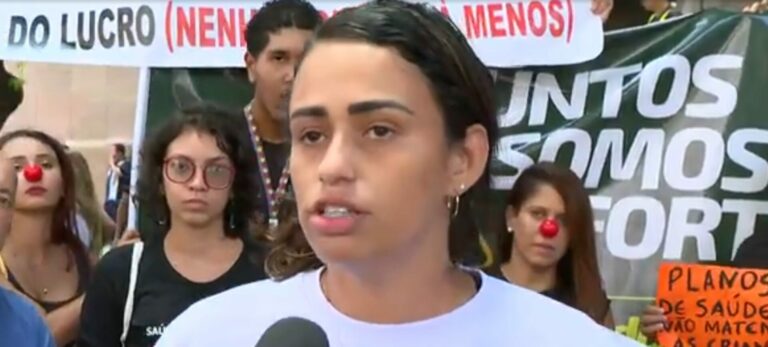 Protesto contra planos de saúde é promovido por familiares de autistas no RJ — Canal Autismo / Revista Autismo