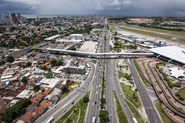 Aeroporto de Recife recebe sala sensorial para autistas — Canal Autismo / Revista Autismo