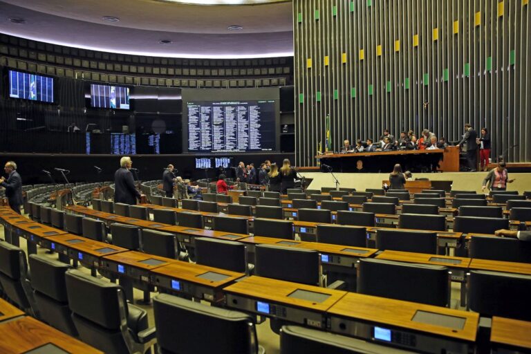 PL 507/2023 promete economizar recursos públicos e simplificar a vida de famílias brasileiras — Canal Autismo / Revista Autismo