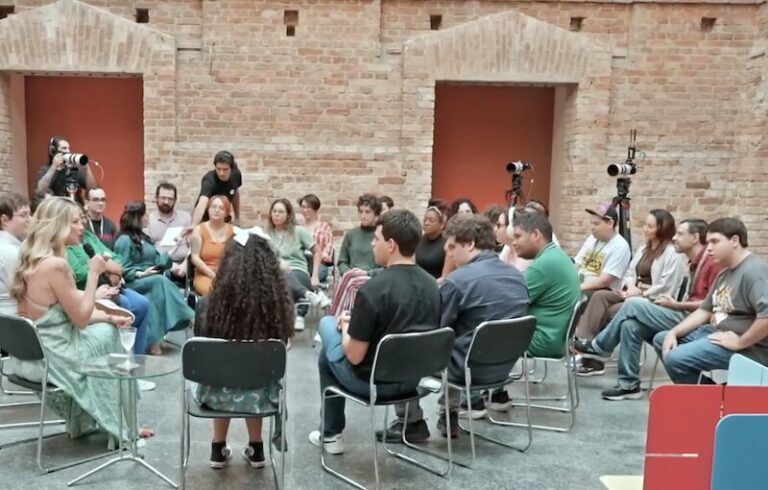 Luana Piovani é a entrevistada do 3º episódio do quadro 'Pode Perguntar', do Fantástico — Canal Autismo / Revista Autismo