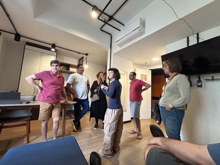 Moradias independentes: ‘Precisamos de uma política pública’ — Canal Autismo / Revista Autismo