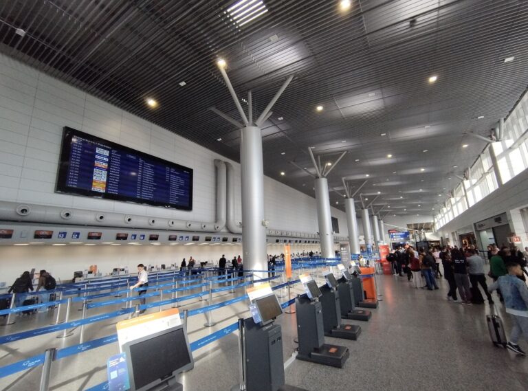 Aeroporto de Porto Alegre estreia sala multissensorial para neurodivergentes — Canal Autismo / Revista Autismo