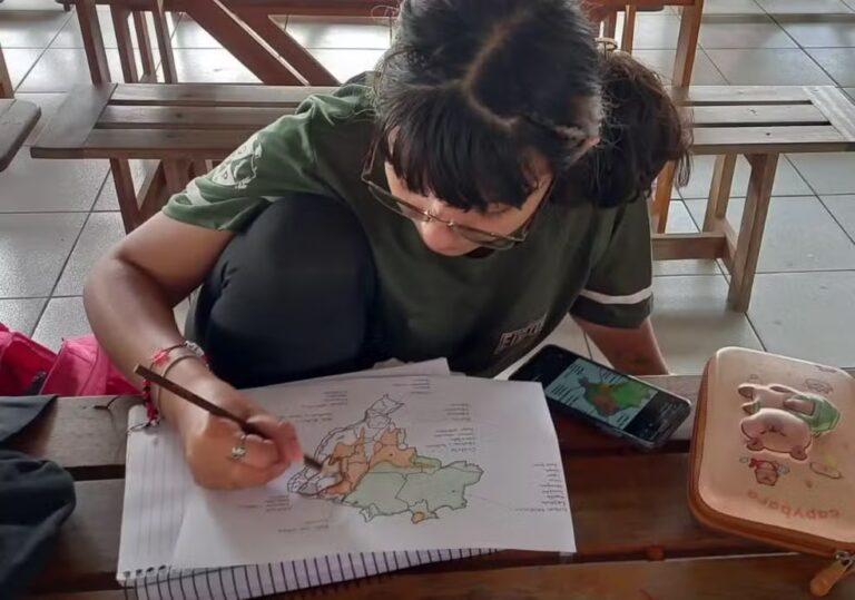 Estudante autista do Acre alcança 900 na redação do Enem — Canal Autismo / Revista Autismo