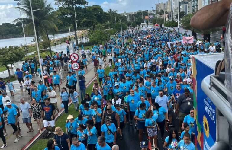 Caminhada pelo Dia Mundial do Autismo em Vitória reúne mais de 3 mil pessoas — Canal Autismo / Revista Autismo